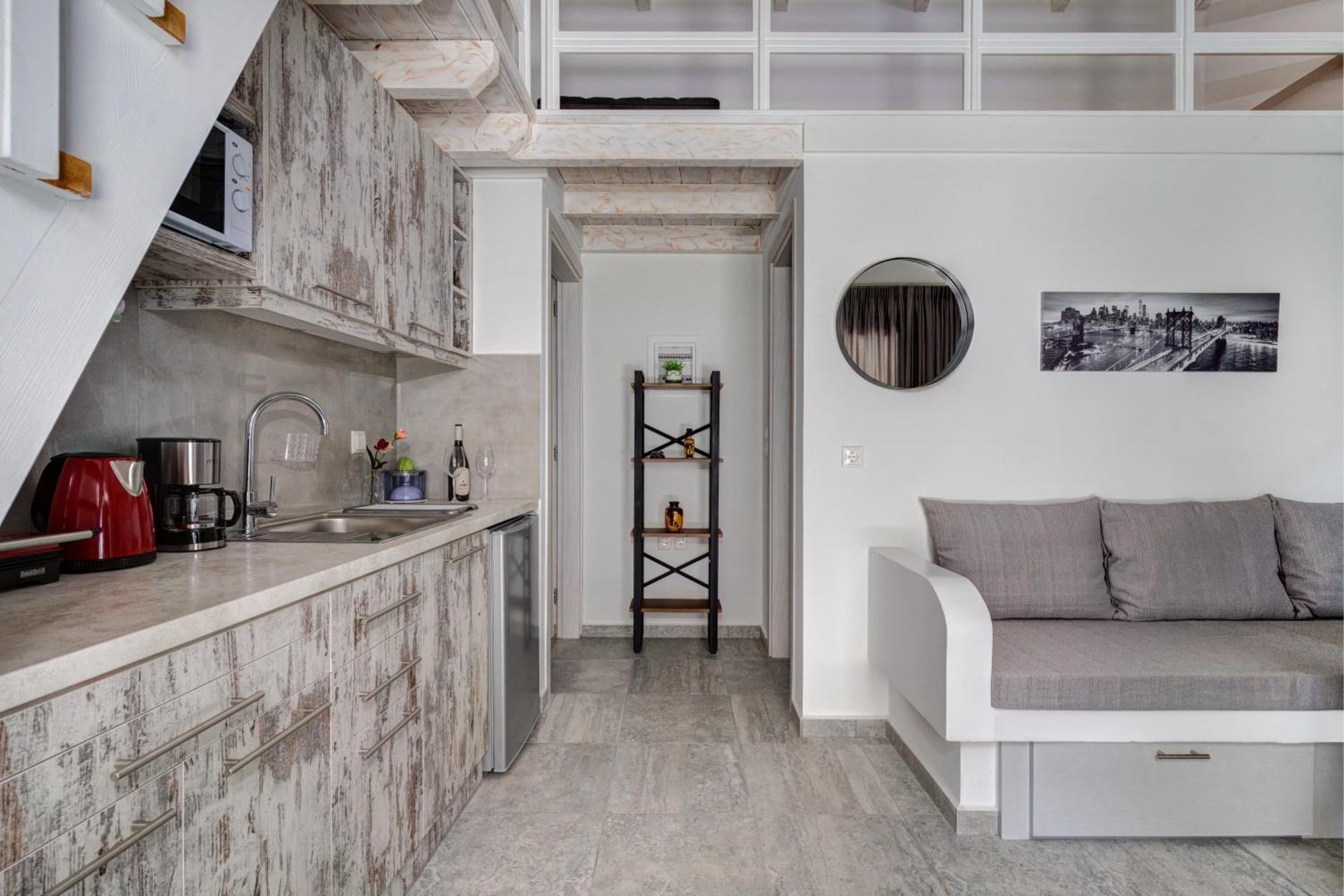 Molos Beachfront Apartments In Diakopto Buitenkant foto