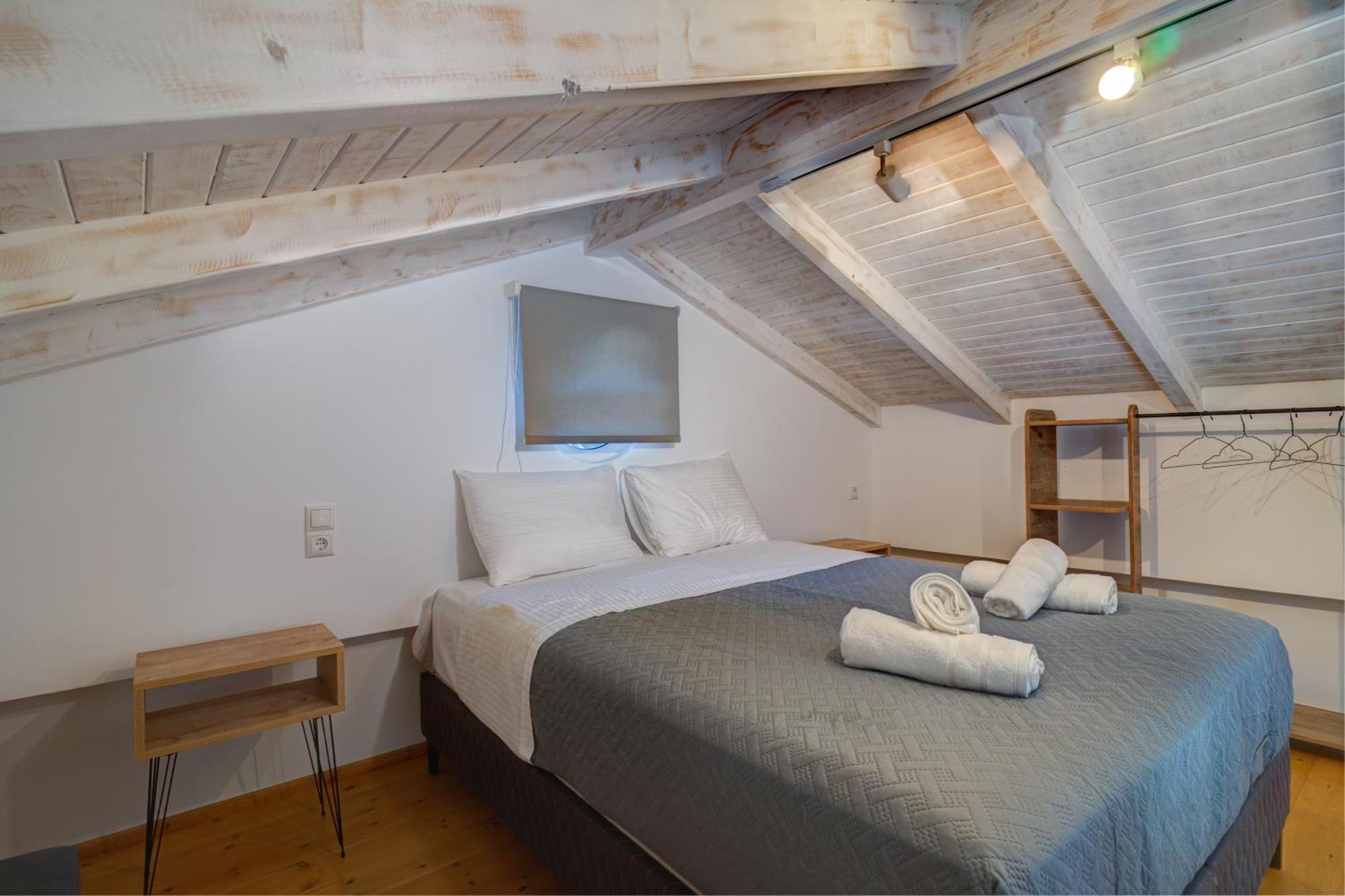 Molos Beachfront Apartments In Diakopto Buitenkant foto