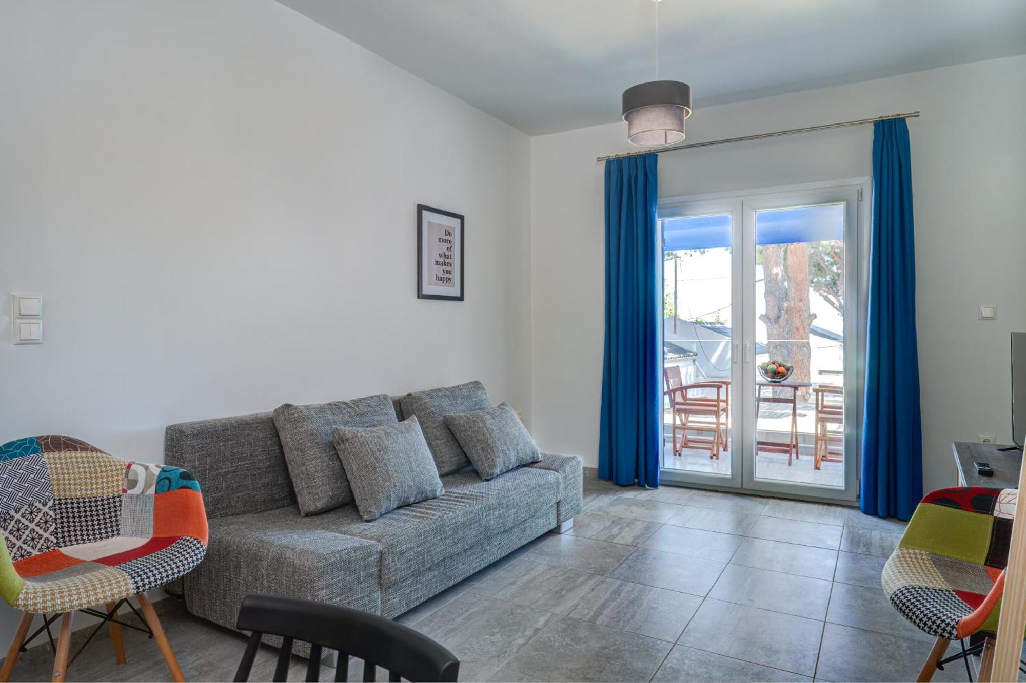 Molos Beachfront Apartments In Diakopto Kamer foto